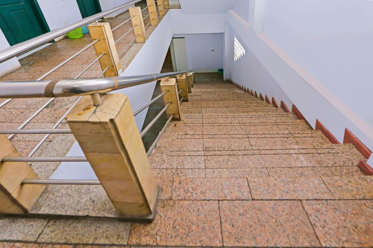 Collection O 92739 Hotel Pintu Besar Джакарта Екстериор снимка